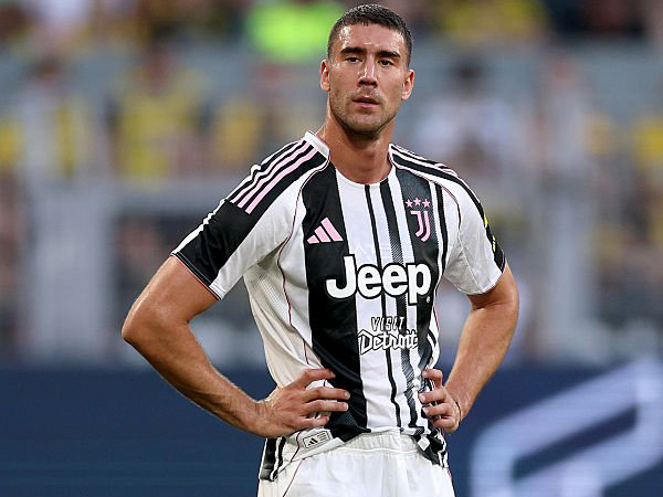 Minim Peminat, Dusan Vlahovic Berpeluang Bertahan di Juventus